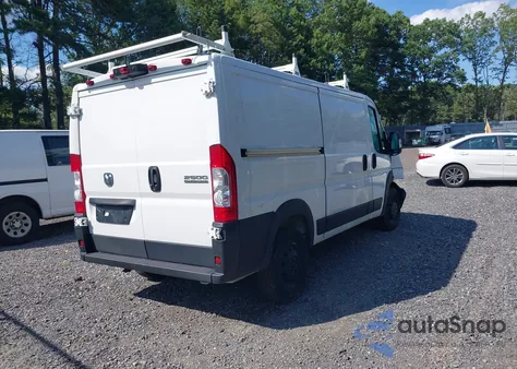 2023 Ram Promaster 2500 Low Roof 136 Wb из США, поврежденный, VIN 3C6LRVVG7PE559138